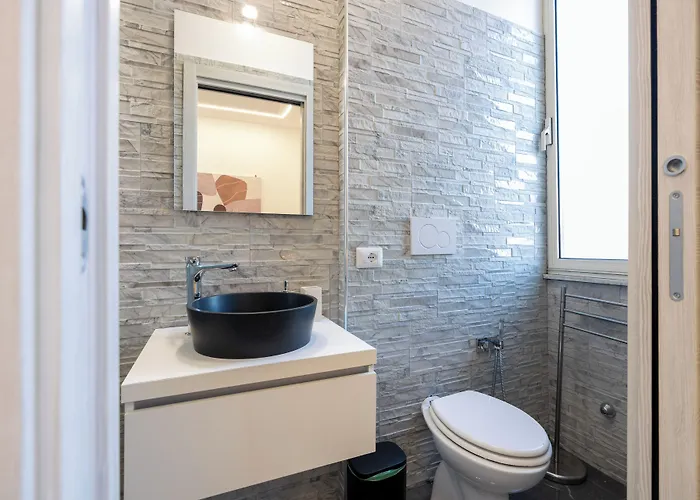 Rerent - 36 Trionfale